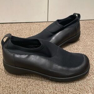 Solvei Black Slip-On Comfort Walking Shoes Size 37 Stretch Casual Sneakers